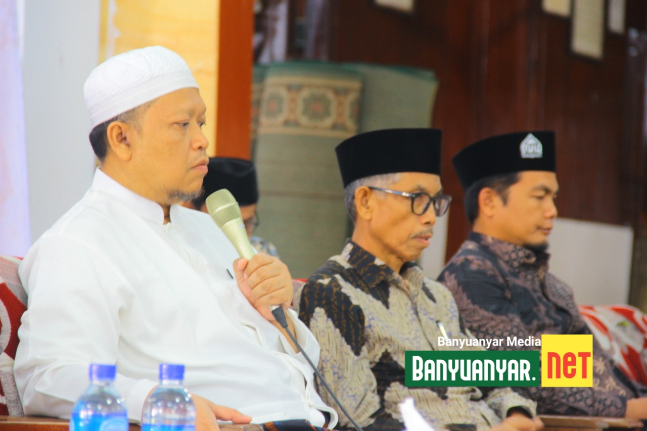 Banyuanyar Gelar Rapat Tahunan Sekaligus Silaturahmi Dewan Guru dan Dosen 