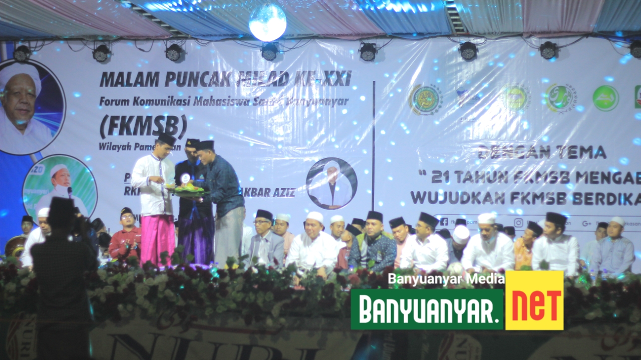 Malam Puncak Milad Ke-21, FKMSB Wilayah Pamekasan Hadirkan Ribuan Santri.