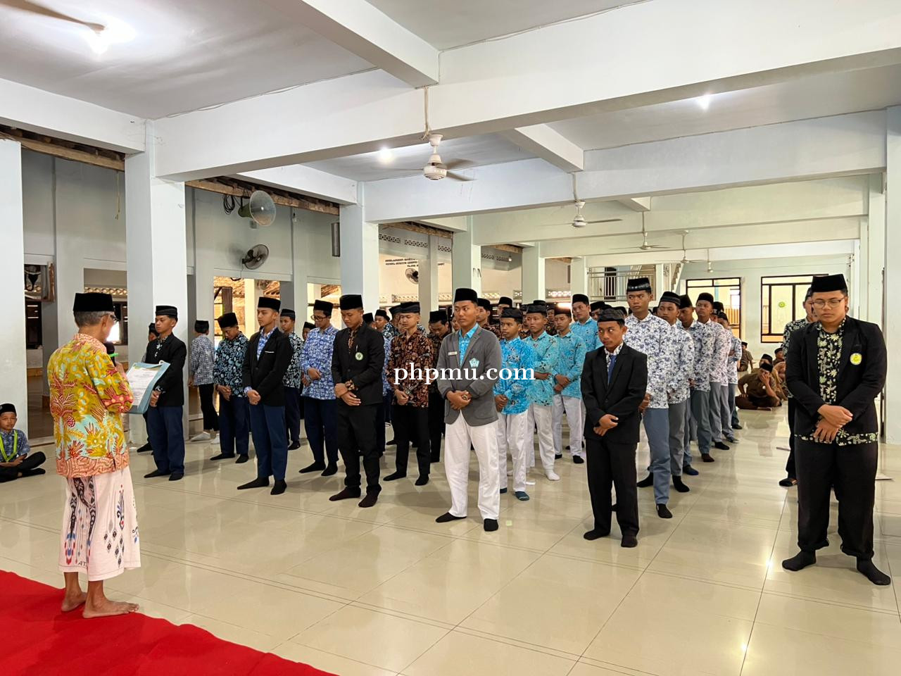 Pelantikan Pengurus OSIS dan ISMI Periode 2025–2026 di PP. Darul Ulum Banyuanyar Berlangsung Khidmat