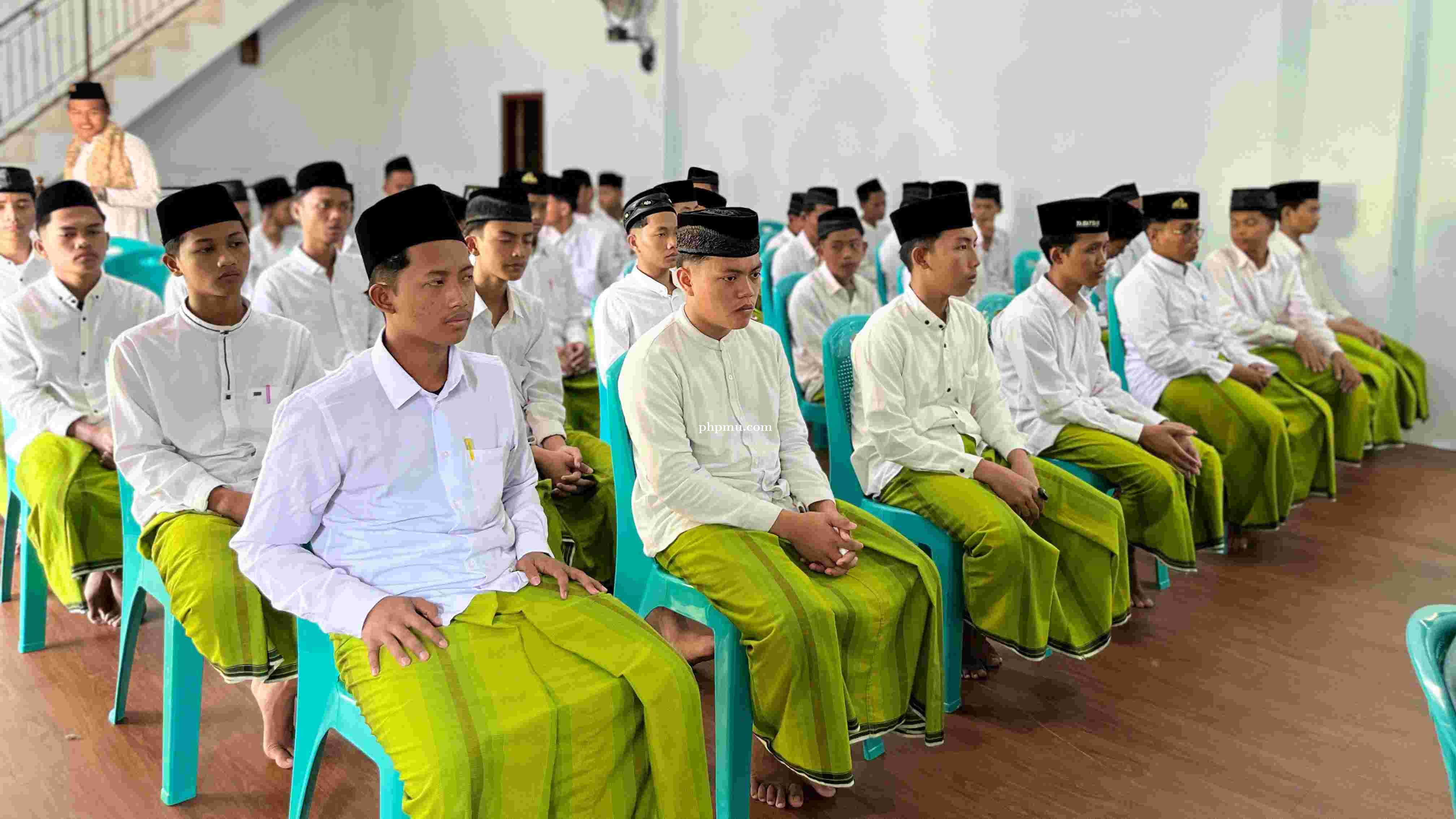 LPI Darul Ulum Banyuanyar Gelar Pelepasan Guru Bantu Periode 2025/2026